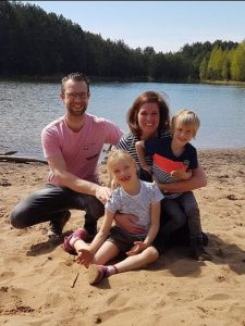 Ilay met zijn familie