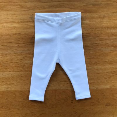 Prematuur legging wit voorkant