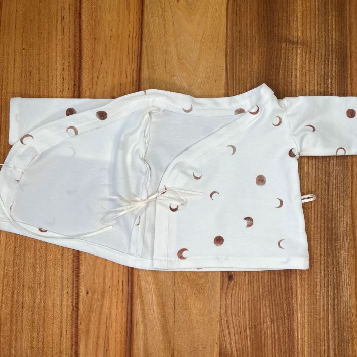 Prematuur shirtje Maan detail